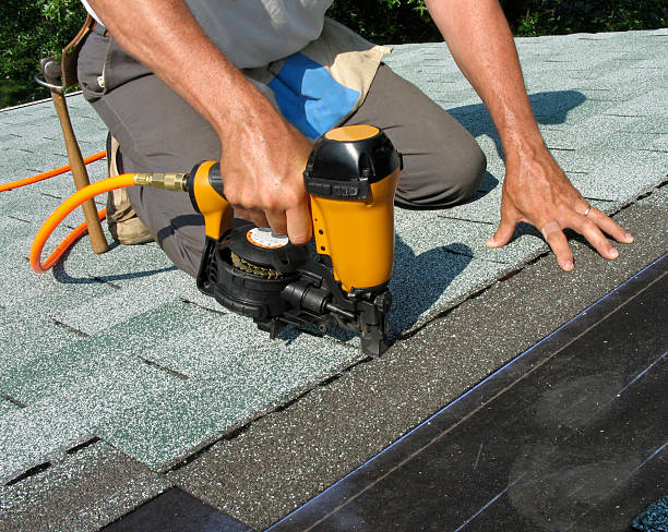 Best Commercial Roofing Services  in Dillsboro, IN